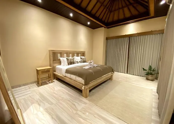 Cozy 3 Bedroom In Villa *